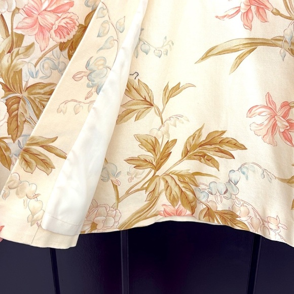 Talbots Floral Pastel Cream/Butter Yellow A-Line Skirt. Front Buttons. Size 14. - Picture 6 of 10